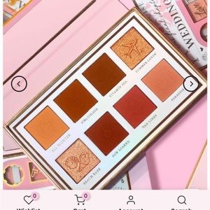P Louise Baecation pallet